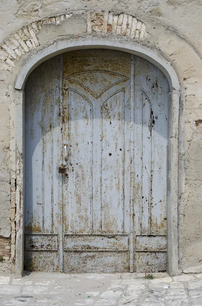 eski ahşap kapı