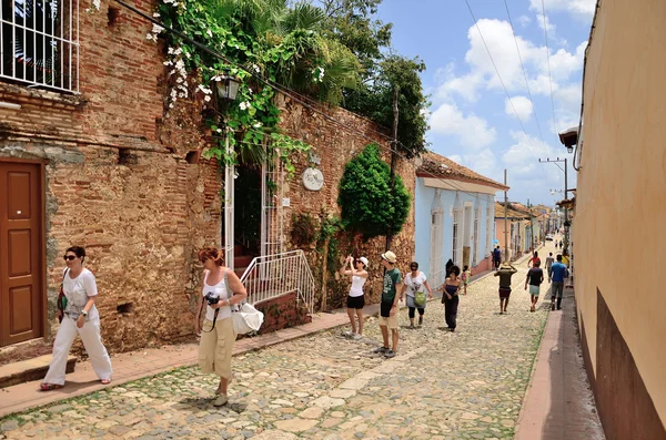 Turistas em Trinidad, Cuba 3 de maio de 2014 . — Fotografia de Stock