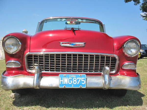 Retro car in Havana. — Stock Photo, Image