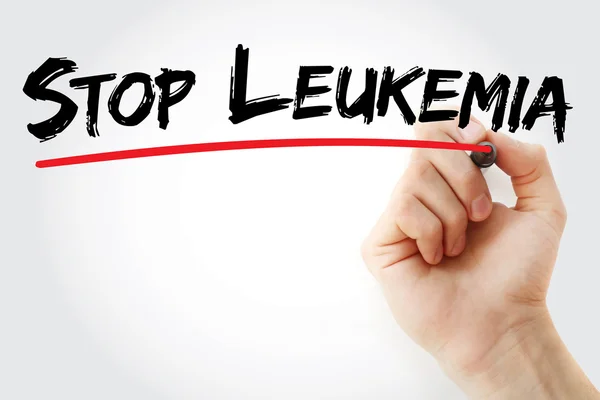 Hand schrijven van leukemie stoppen met marker — Stockfoto