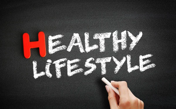 写写在黑板上的健康的生活方式 健康的概念背景 — 图库照片