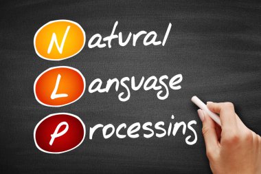 NLP Doğal Dil İşleme, karatahtadaki teknoloji sektörü kavramı
