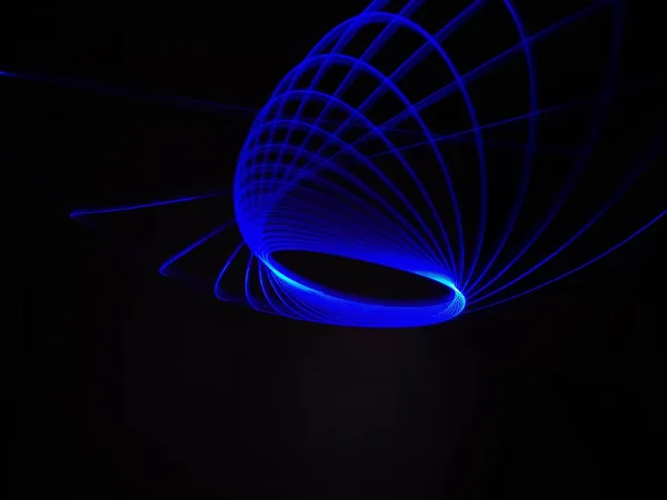 Closeup Neon Azul Spirograph Padrão Geométrico Abstrato Isolado Fundo Preto — Fotografia de Stock