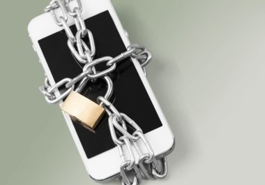  şifreli kilit asma kilit ile Smartphone