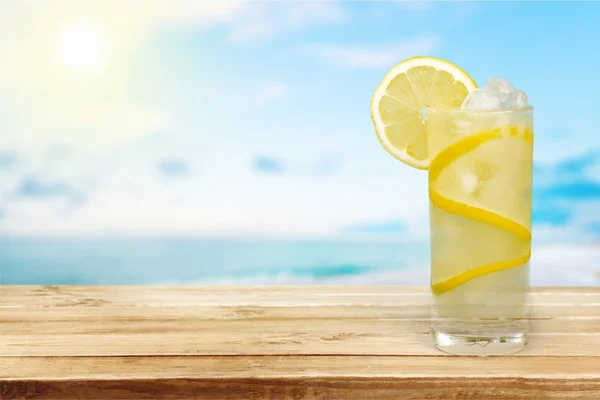 Limonada con limón fresco — Foto de Stock