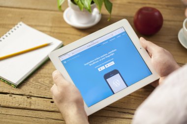 tablet PC'de wordpress ile adam