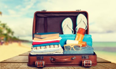 seyahat nesnelerle Retro çanta