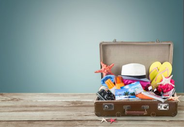 seyahat nesnelerle Retro çanta