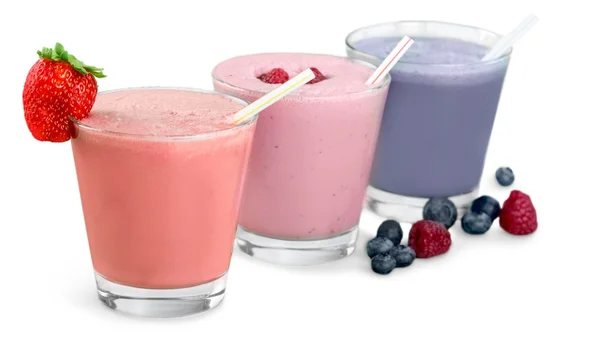 Frucht-Smoothies mit Strohhalmen — Stockfoto