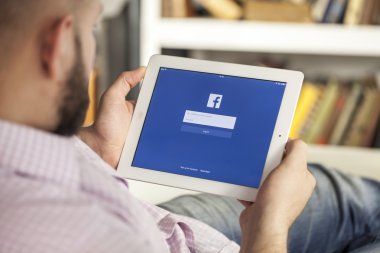adam facebook tablet PC ile