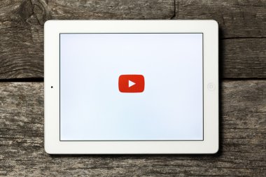 YouTube beyaz Apple IPAD.