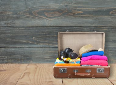 seyahat nesnelerle Retro çanta