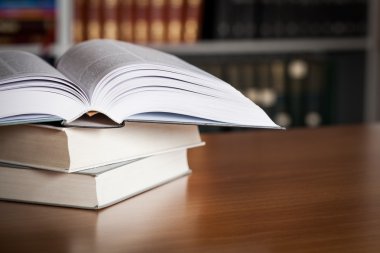 eski kitap koleksiyonu