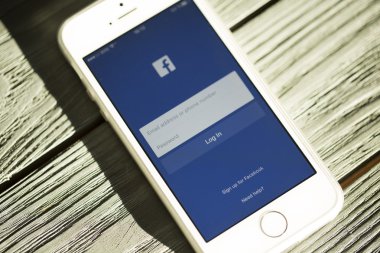 Apple iphone Facebook app.