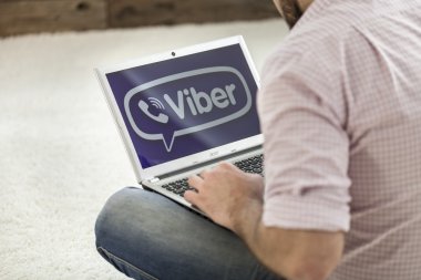 bilgisayar ekranında viber marka logosu
