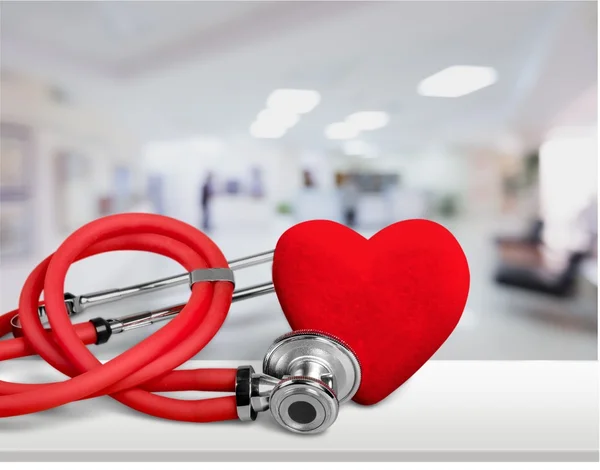 Red heart and a stethoscope — Stock Photo, Image