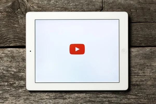 Youtube  on white Apple iPad. — Stock Photo, Image