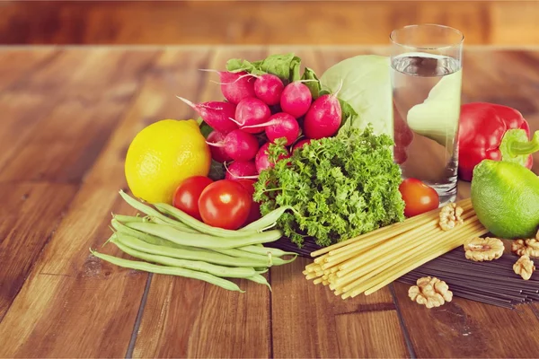 Pasta spaghetti met groenten — Stockfoto