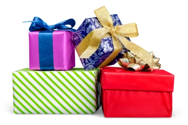 Scatole regalo con nastri e fiocchi — Foto Stock