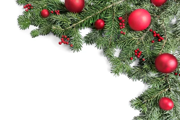 Boże Narodzenie zabawki na gałęzi drzewa jodły — Zdjęcie stockowe