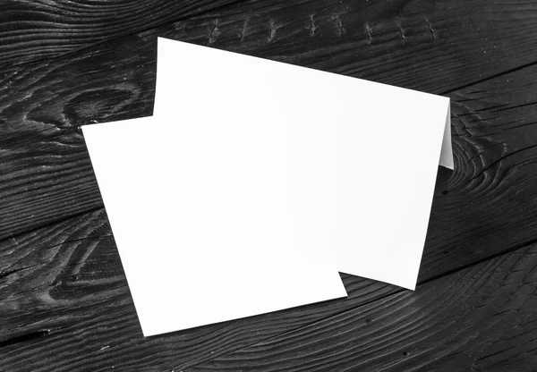 Two blank white papers — Stock Photo, Image