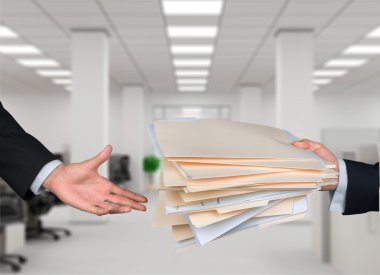  ekip çalışması kavramı iki erkek ve belgeler