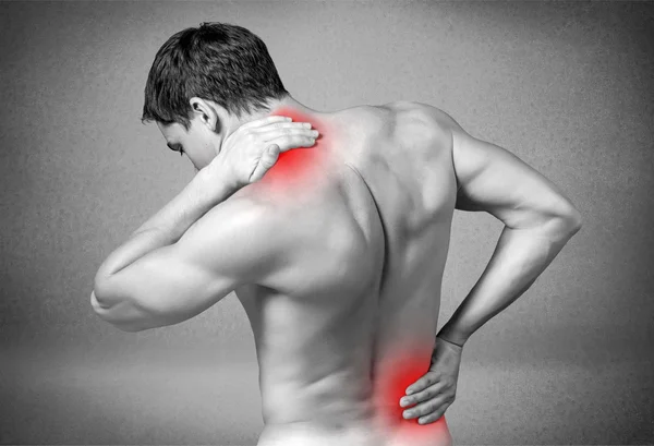 Homem tocando suas costas doloridas — Fotografia de Stock