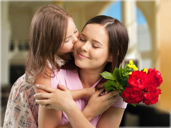 Moeder en dochter samen — Stockfoto