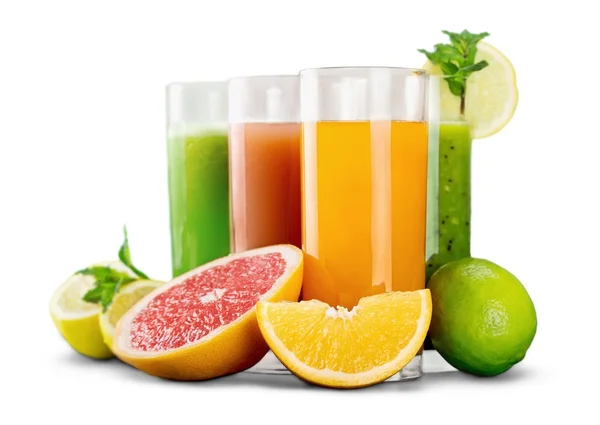 Frutas sabrosas y jugo con vitaminas — Foto de Stock