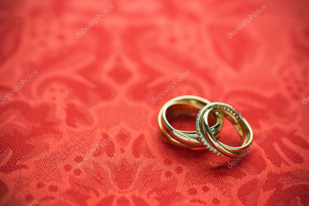 Engagement rings on background Stock Photo by ©billiondigital 118524808