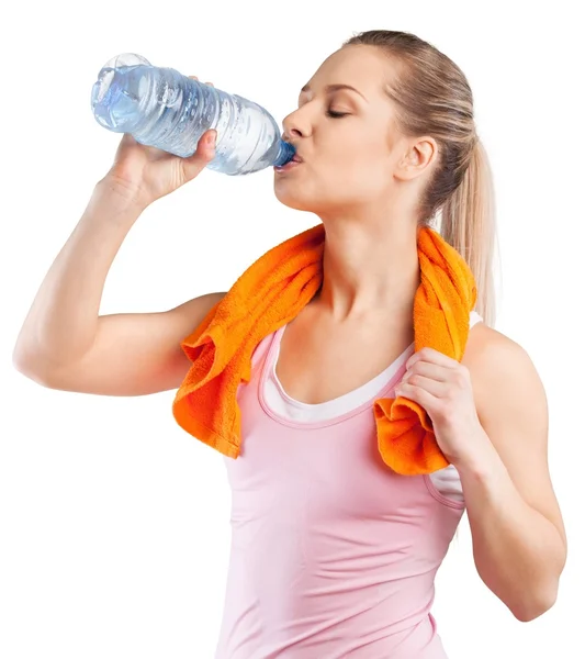 Frau trinkt Wasser nach der Arbeit — Stockfoto