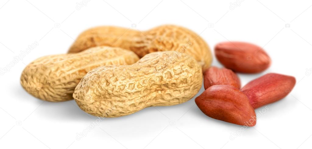 Dried raw peanuts