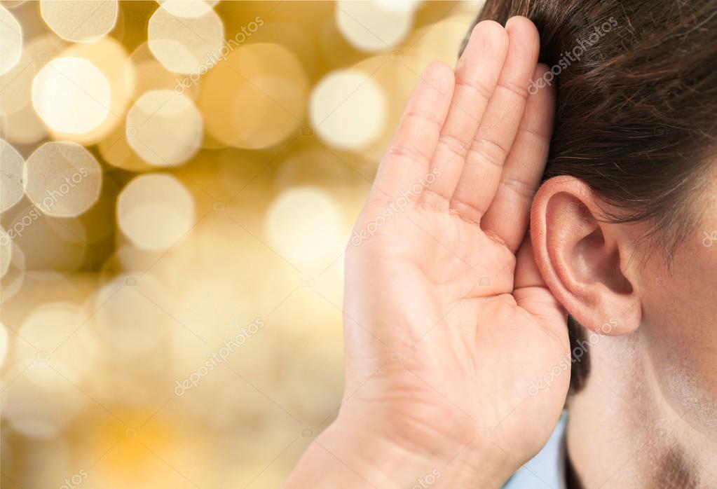 Ухо слушает. Ухонорм ушные капли. Снижение слуха. Проблемы с ушами. Проблемы с ушами.