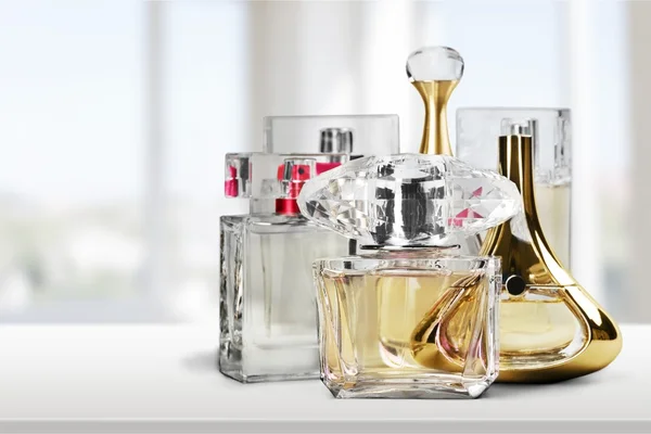 Aromatyczne perfumy — Zdjęcie stockowe