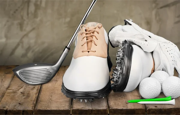 Pár golf cipő és egy Golf Klub — Stock Fotó