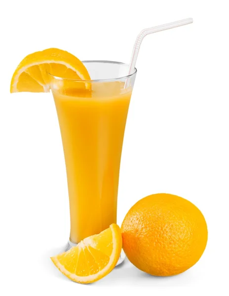 Jugo de naranja y rodajas de naranja —  Fotos de Stock