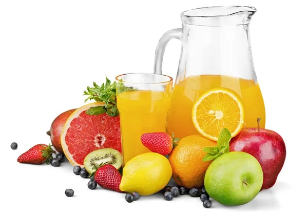 Delicious juice with   fresh fruits — Stock Photo, Image