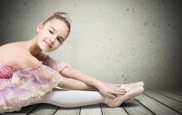 Девушка-балерина Шедеврум