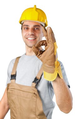 Tamam gösterilen genç erkek Oluşturucu