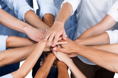 Birçok iş adamları el sıkışma 