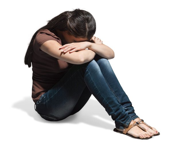 Молодая женщина плачет
 