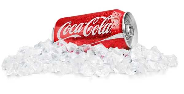 Coca Cola może izolować — Zdjęcie stockowe