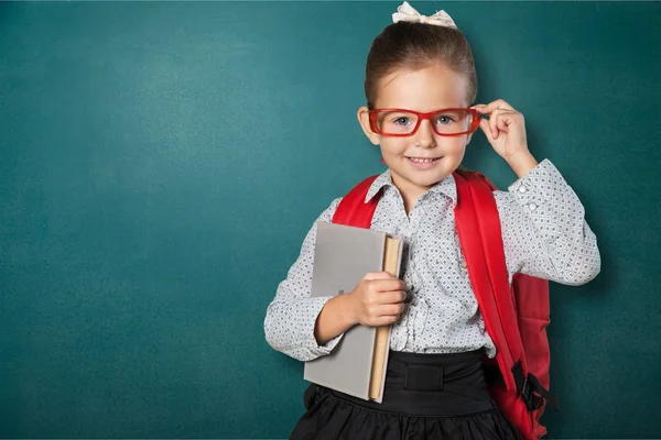 Niedliches kleines Schulmädchen — Stockfoto