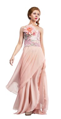 Pembe elbiseli genç güzellik kadın