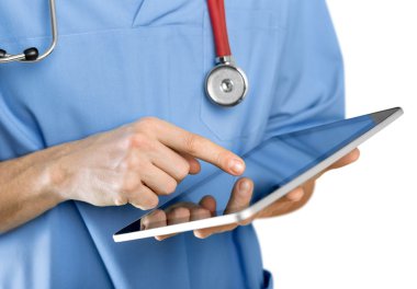 tablet pc ile çalışan doktor