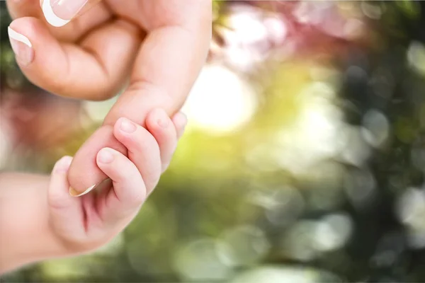 Nyfödda baby hand — Stockfoto