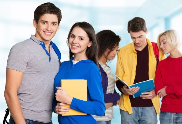 Gruppe von Studenten isoliert — Stockfoto