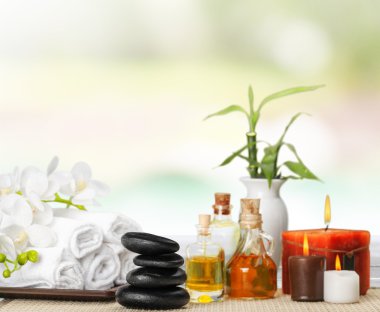 Organik temel aroma yağları ile şişe