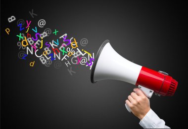 megafon ile insan eli 