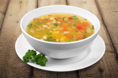 izole sebze çorbası 